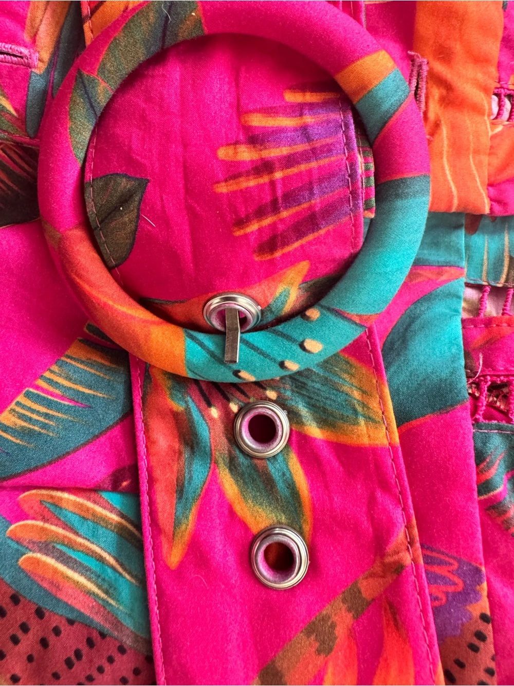 FARM Rio Pink Tropical Macaw Print Belted Romper NWT - Picture 10 of 10